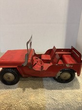 Vintage Marx Red Willys Jeep Pressed Steel