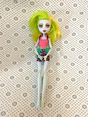 Monster High Doll Freaky Fusion Lagoona Blue 2012 *missing tail/leg fins