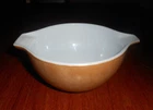 Vintage PYREX #441 Brown Cinderella Mixing Bowl ( 1-1/2 PT) Made in USA