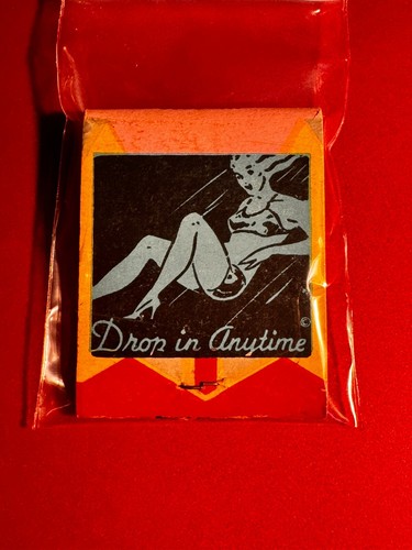 MATCHBOOK - GIRLY - CHRIS' BAR - DETROIT, MI - UNSTRUCK!