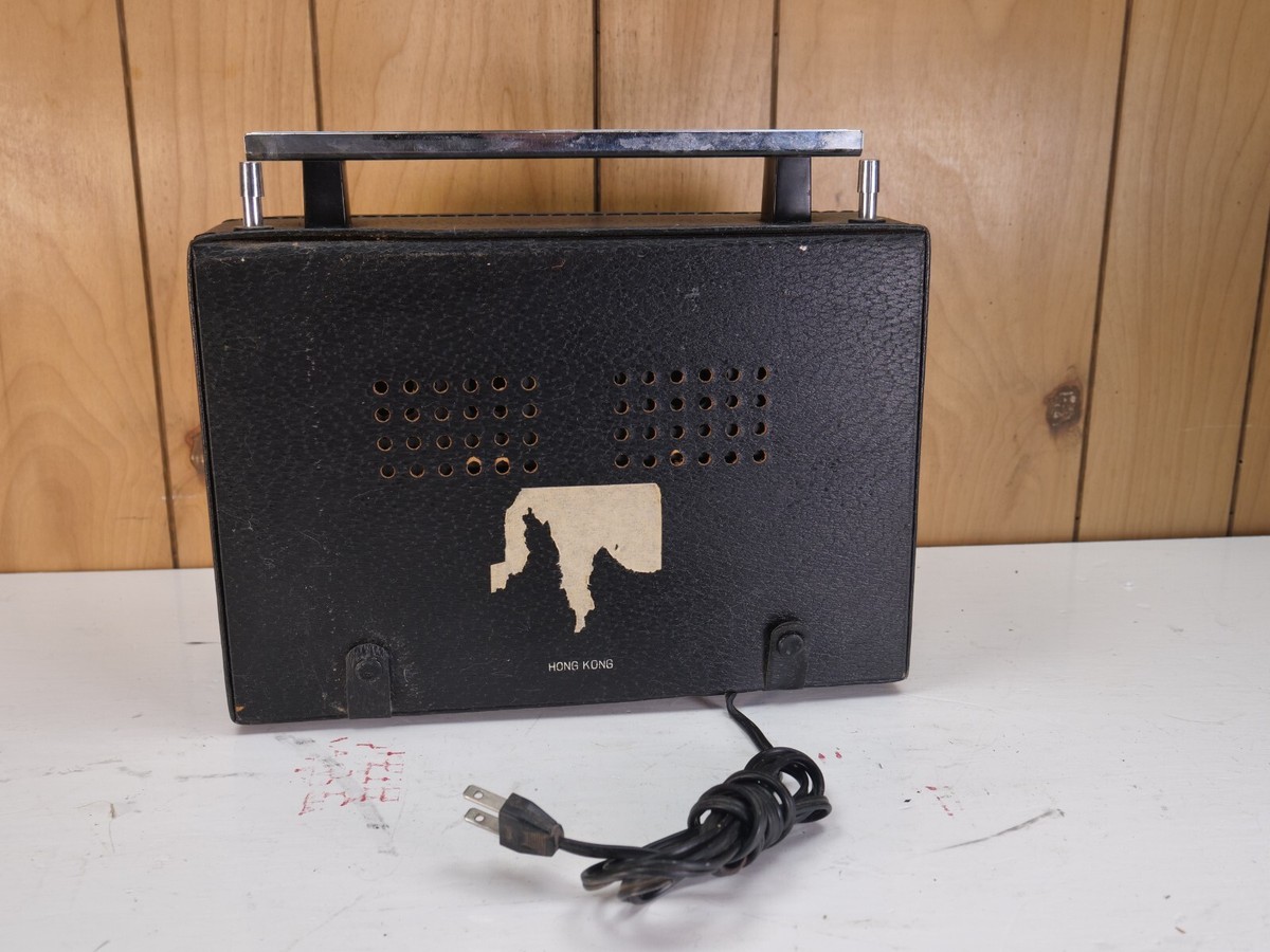 Vintage Cariole AM / FM TV Short Wave Weather Multi Band Vintage Cariole AM / FM TV Short Wave Weather Multi Band