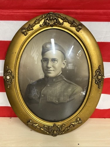 Vintage WW1 Soldier Military Portrait US Army Oval Frame