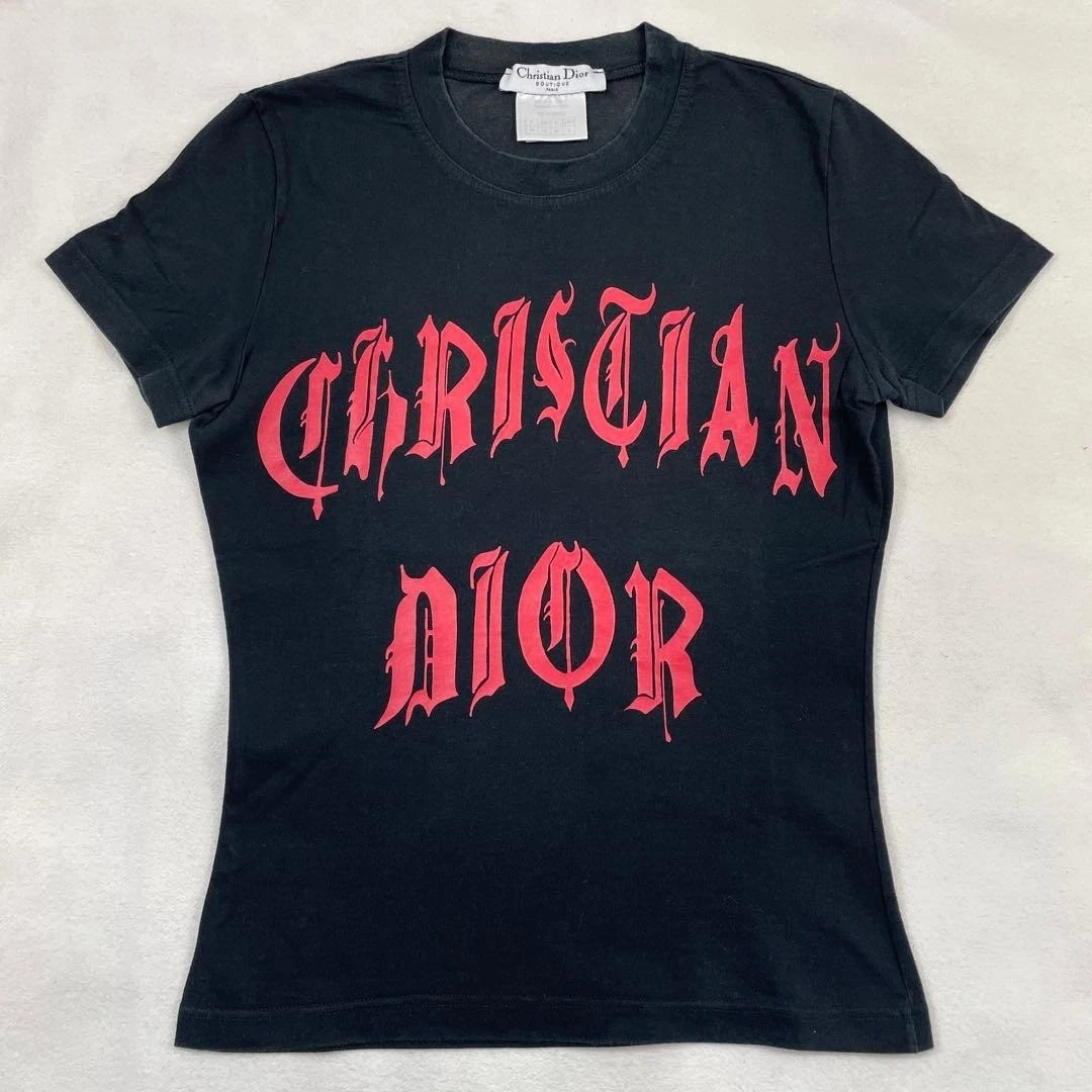 Preços baixos em Camisetas Dior Sólido para mulheres | eBay