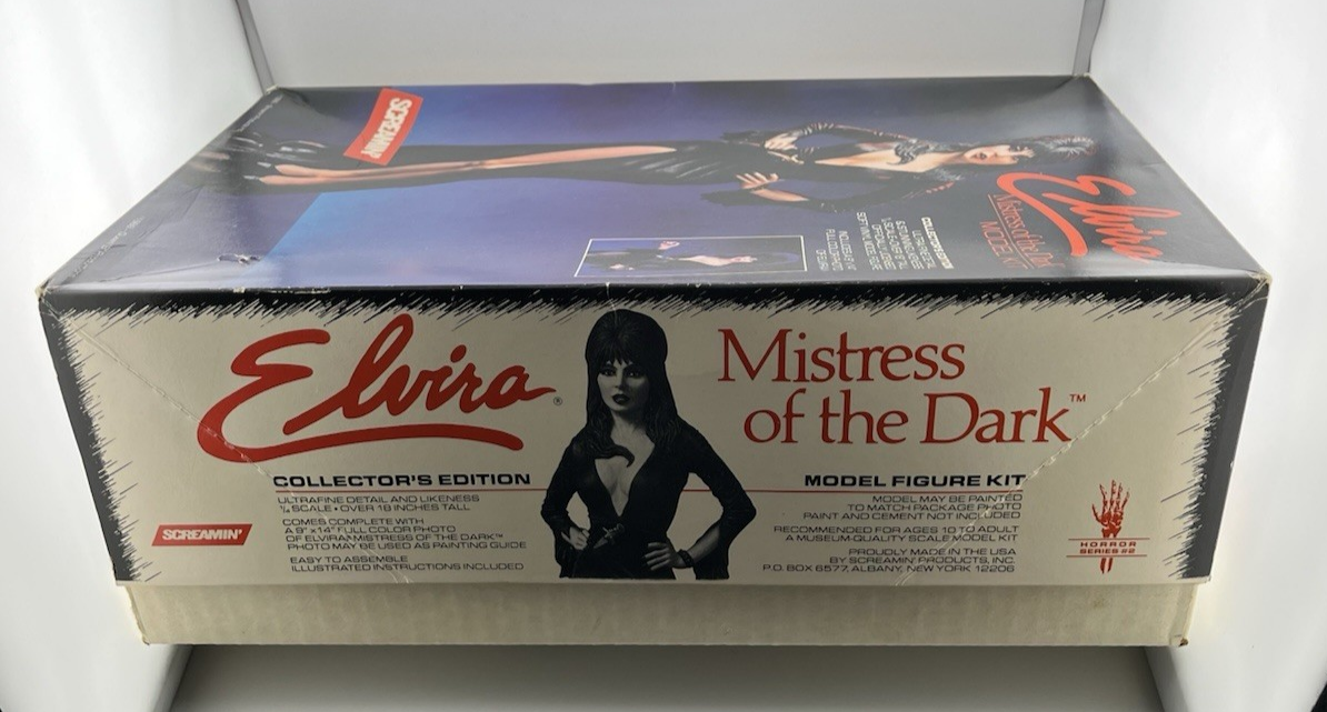 RARE 1988 ELVIRA Mistress of the Dark Screamin Collector's Edition