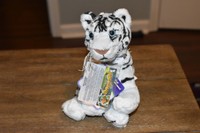 Microsoft Xbox 360 Kinectimals Plush White Tiger W/ Kinect Code Microsoft Xbox 360 Kinectimals Plush White Tiger W/ Kinect Code
