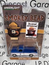 GREENLIGHT 1976 Ford F-250 Smokey Bear Blue & White 1:64 Diecast
