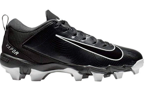 boys size 3 football cleats