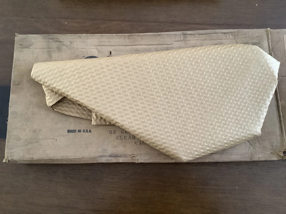 Dodge Dart 1969 NOS ventana de ventilación vidrio #2861634 Foto 2 de 4