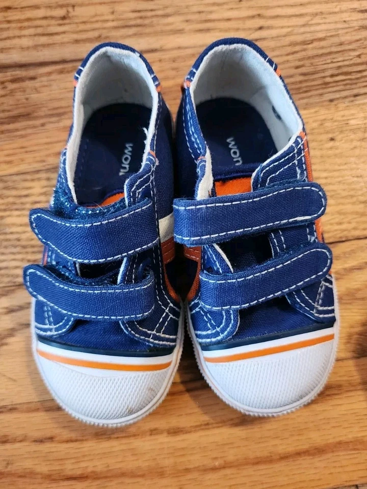Wonder Kids 婴儿/幼儿蓝色和橙色鞋 7 码 — 第 2/4 张图片