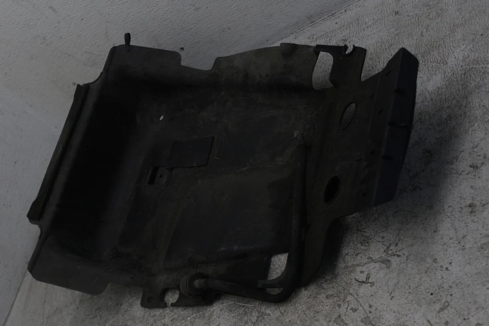 03-09 SUZUKI BURGMAN 650 AN650 OEM UNDER SEAT FENDER TANK PANEL j15 - Image 2 of 4