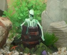 Action Air Operated Skeleton Barrel FISH Aquarium Ornament Fish Tank Decoration