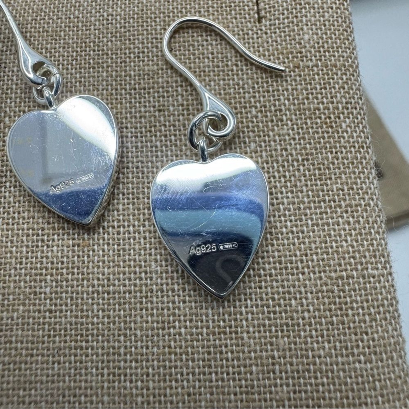 GUCCI Heart Shape TRADEMARK Earrings 925 Sterling SILVER DROP New in Box thumbnail 5