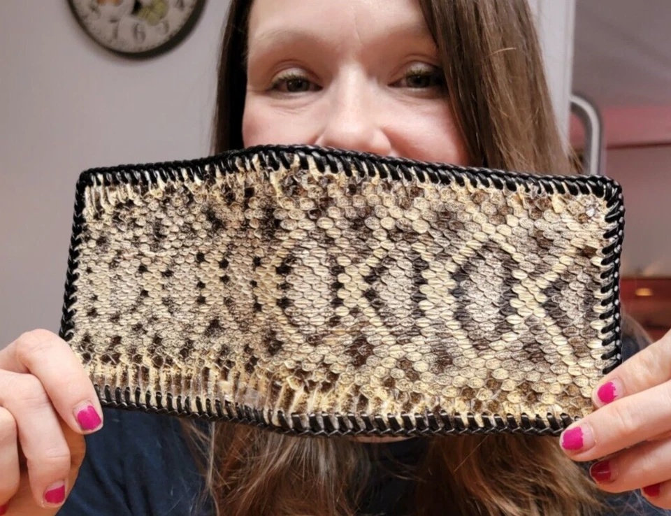 Eastern Rattlesnake Skin Wallet Men Billfold Slim Pocket NEW Authentic hand lace - Image 2 of 4