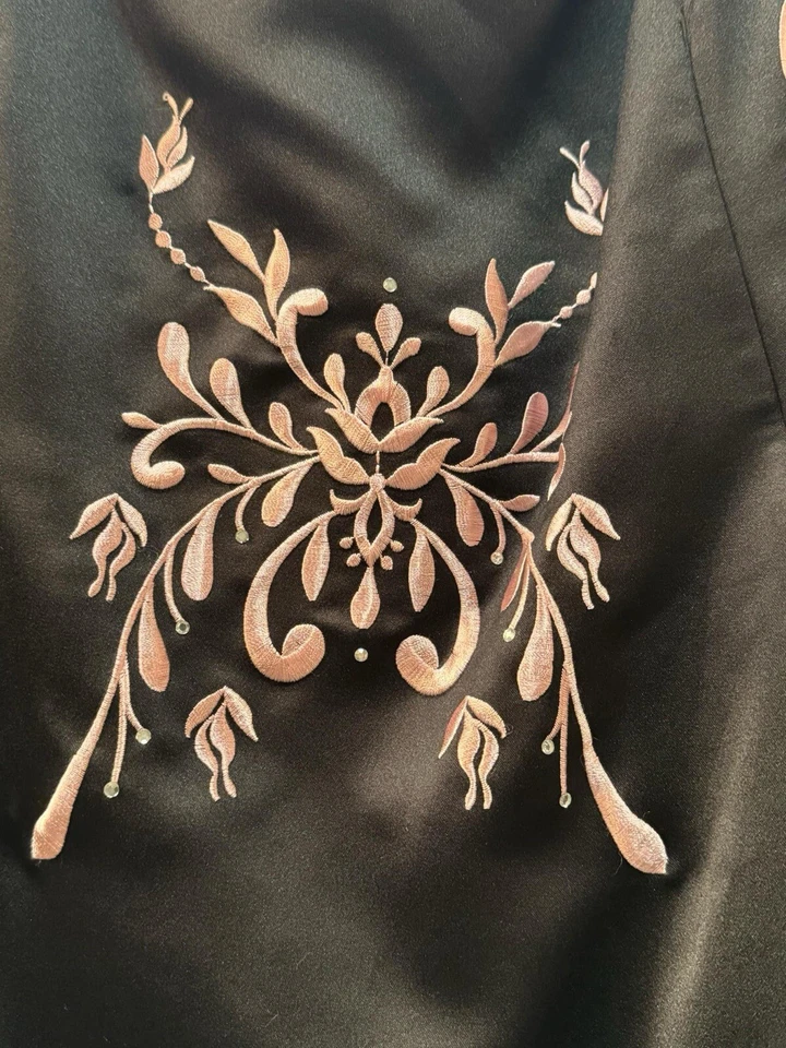 Nordstorm Betsy & Adam Elegant Dress Embroidered 22W length 48in pit to pit 23in - Image 3 of 4