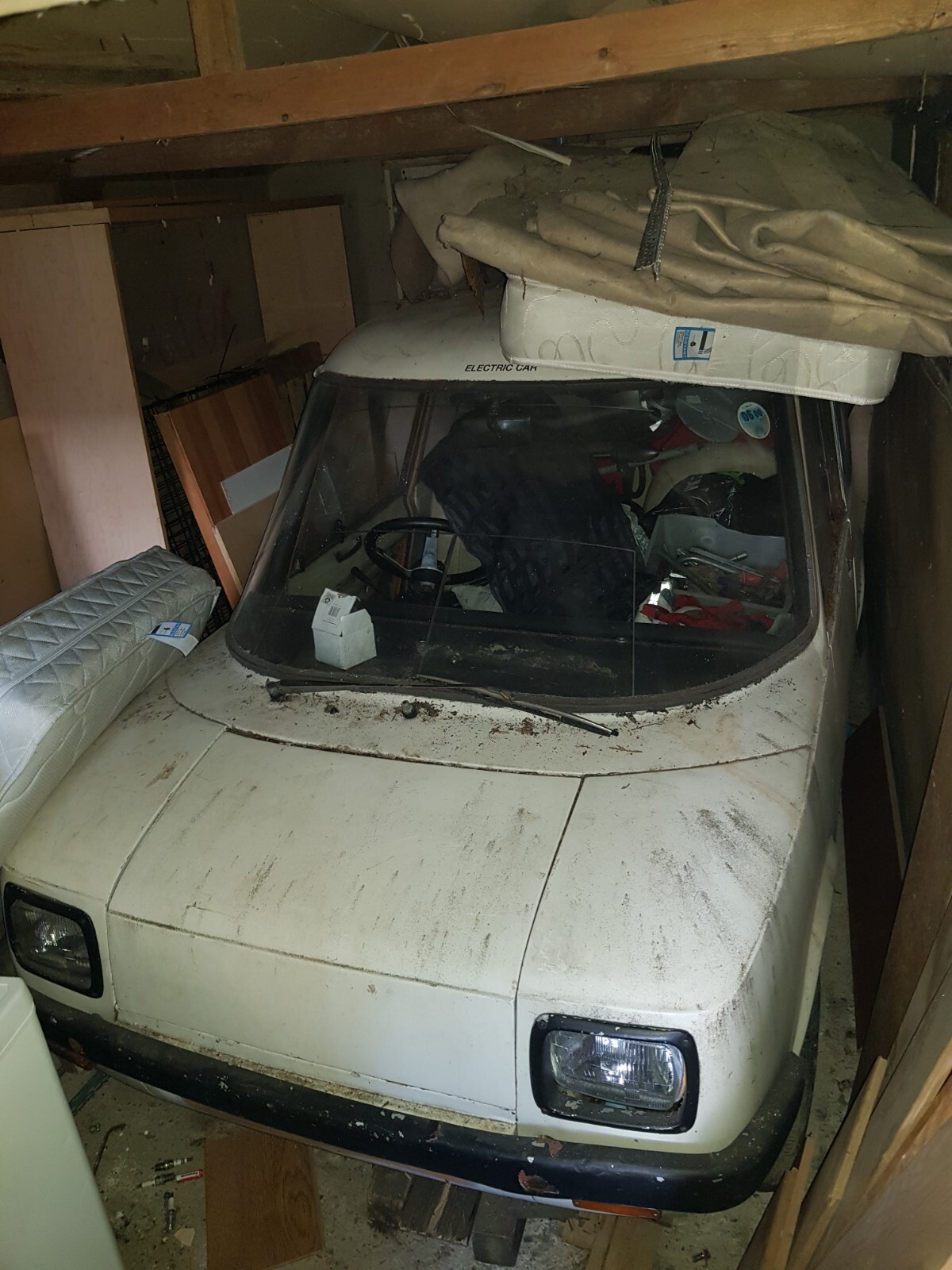 Image 1 - Classic / vintage Enfield 8000 electric car . Barn find collectable automobilia