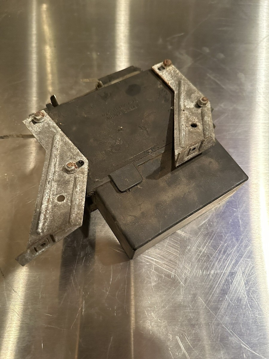 1988 Saab 900 Strydon APC Control Unit 7524127 for sale