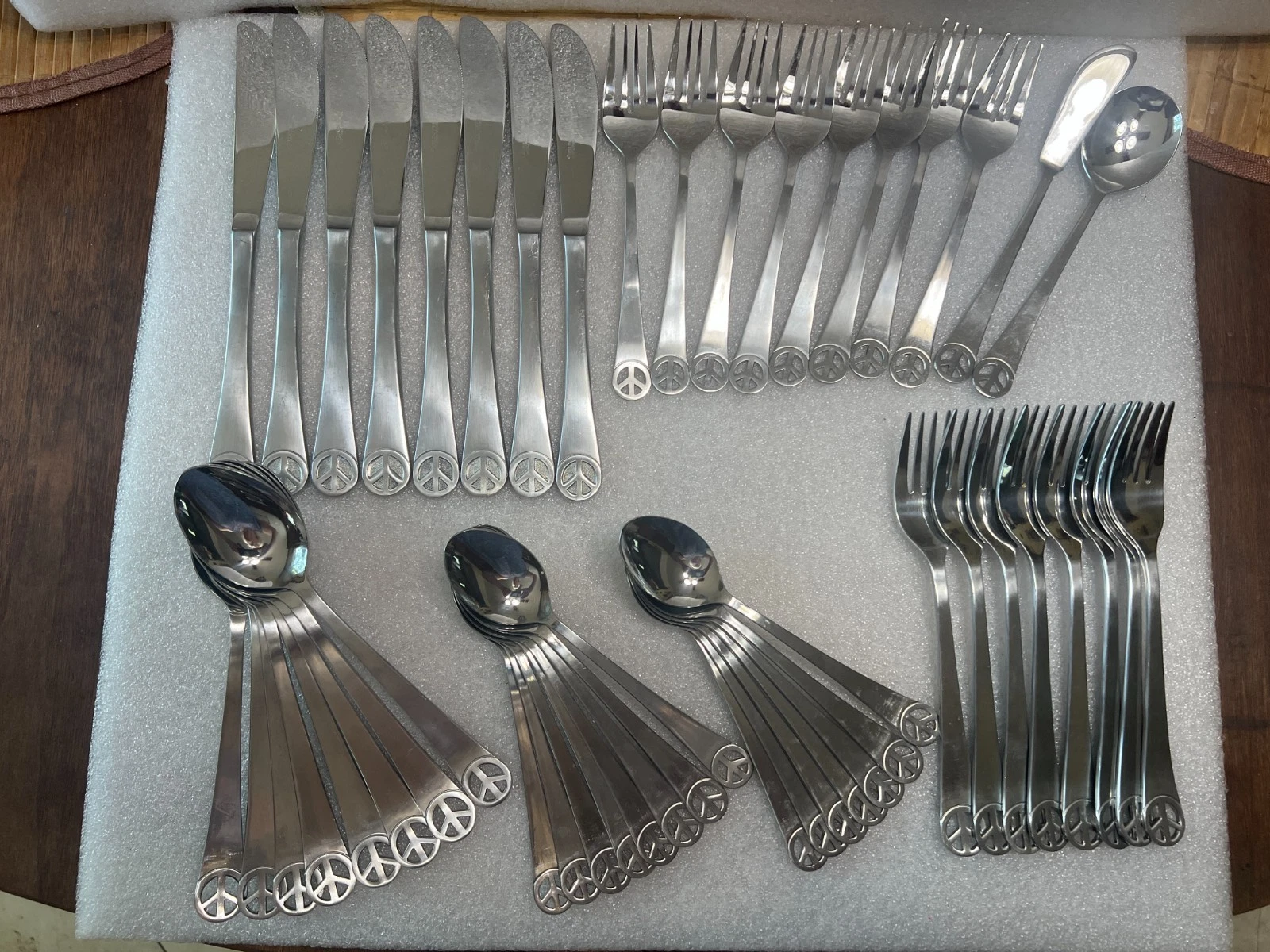 Oxford Hall Peace Sign 49 pc's Flatware Set Japan Rare 70s - Picture 18 of 18