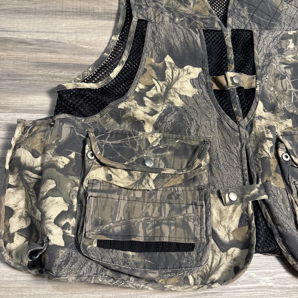 Game Winner Size L Hunting Sportswear Camouflage Camo Vest Game Pocket Pouch - Image 4 of 4