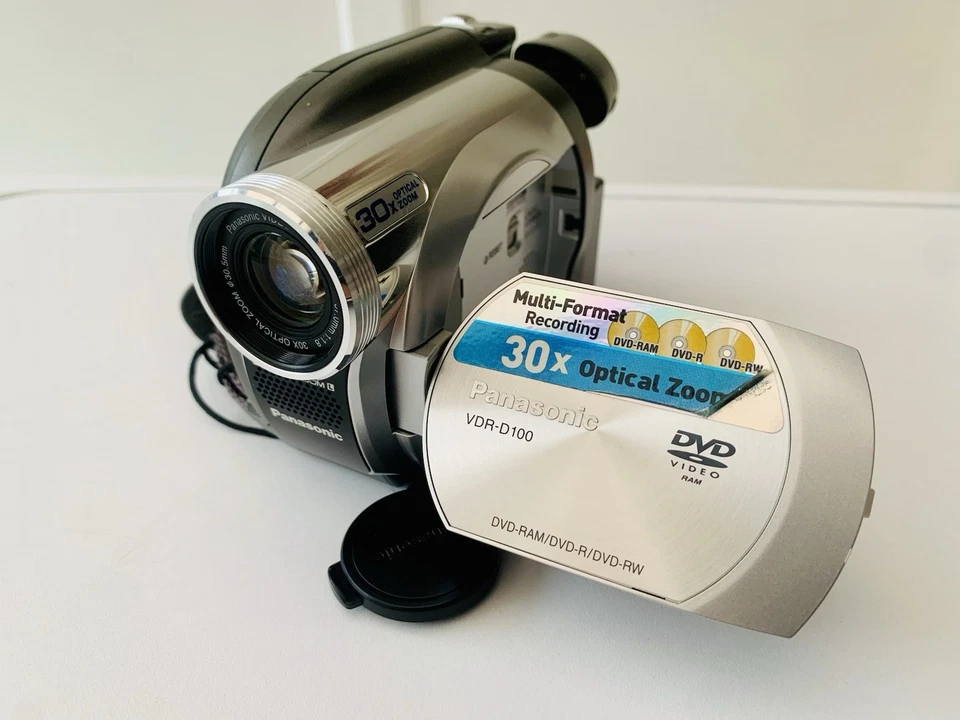 Panasonic Camcorder VDR D100 DVD Disc Cam LowePro Bag Excellent Fully Tested - Image 3 of 4