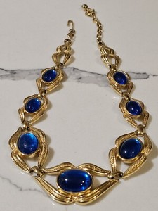 Authentic Trifari Vintage Hallmarked Jewels of India Collection Gold-Plated Necklace 1965