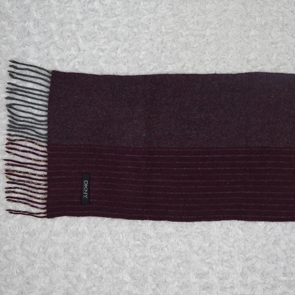 Xale cachecol cachecol vermelho lã K494 DKNY 56" X 10" - Imagem 3 de 4