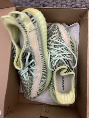 adidas Yeezy Boost 350 V2 Yeezreel 9.5 FW5191 Non Reflective New Glow Yellow Neo