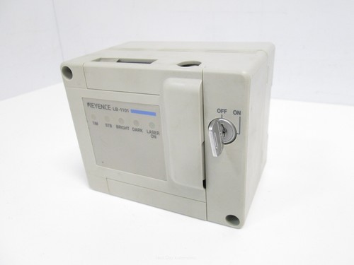 Keyence LB-1101 Laser Displacement Sensor Controller, +/-5V, +/-15mm, 670nm, NPN - 第 1/2 張圖片