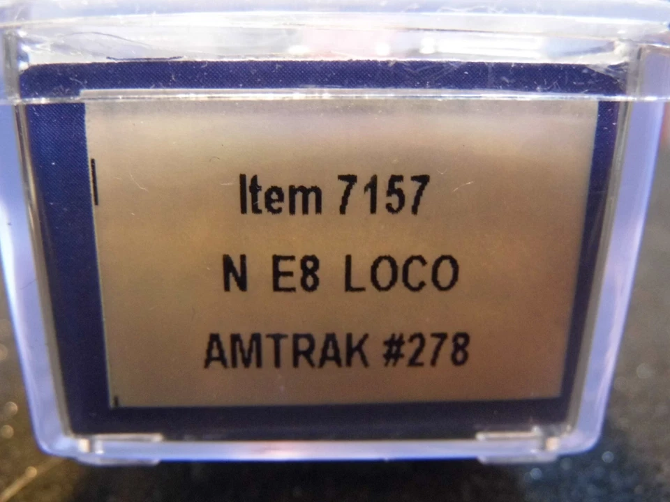 N - LIFE-LIKE 7157 - E8 Diesel Locomotive, AMTRAK 278 LN w/knuc cpl - Image 2 of 4