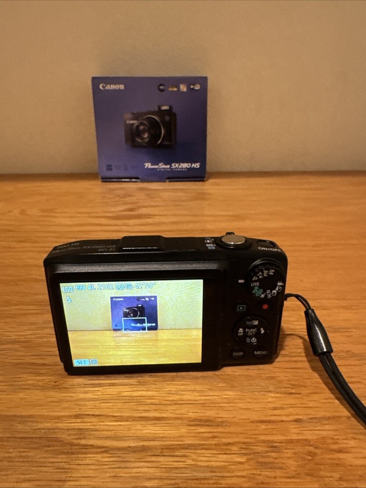 Canon Powershot SX280 HS 12.1MP 20X Zoom Digital Camera, Battery, And
