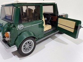 LEGO Creator Expert: Mini Cooper MK VII (10242) - COMPLETE, Missing Blanket