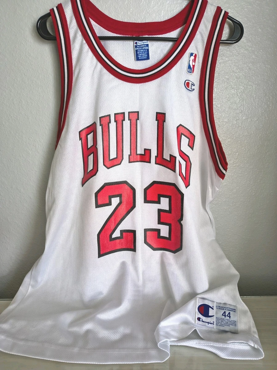 Preços baixos em Michael Jordan Chicago Bulls Branca Roupas e