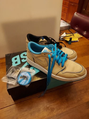 nike sb jordan 1 low lance mountain desert ore Size 9.5 Men's