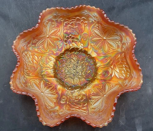GORGEOUS VINTAGE CARNIVAL FENTON MARIGOLD POINSETTIA & LOTUS 10” FOOTED BOWL