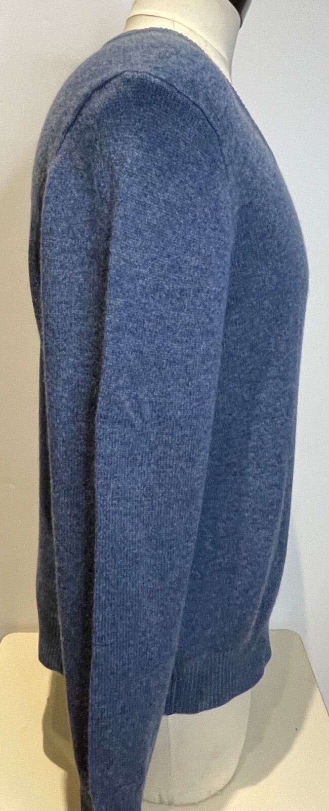 Picture 2 of 4