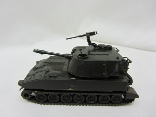 ROCO MINITANKS DBGM #244 M108 105mm SP Howitzer 1/87 HO - Picture 4 of 9