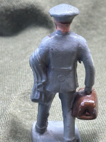 Lincoln Logs USA Die-cast Metal Businessman - 2 1/4 inches tall. - Picture 13 of 16