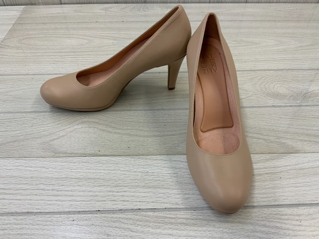 Naturalizer Womens Michelle Closed Toe 