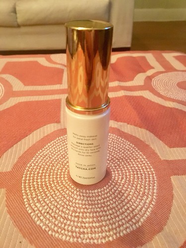 Tatcha Pure One Step Carmella Cleansing Oil - Picture 2 of 3