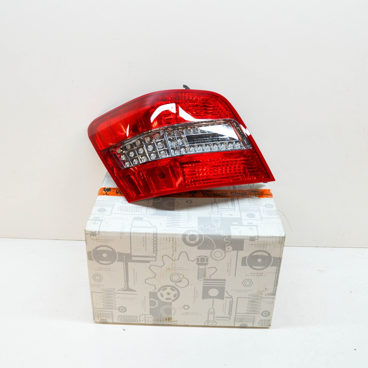 MERCEDES-BENZ GLK X204 Rear Left Taillight A2048202564 NEW | eBay