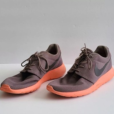 men's roshe run sneakers