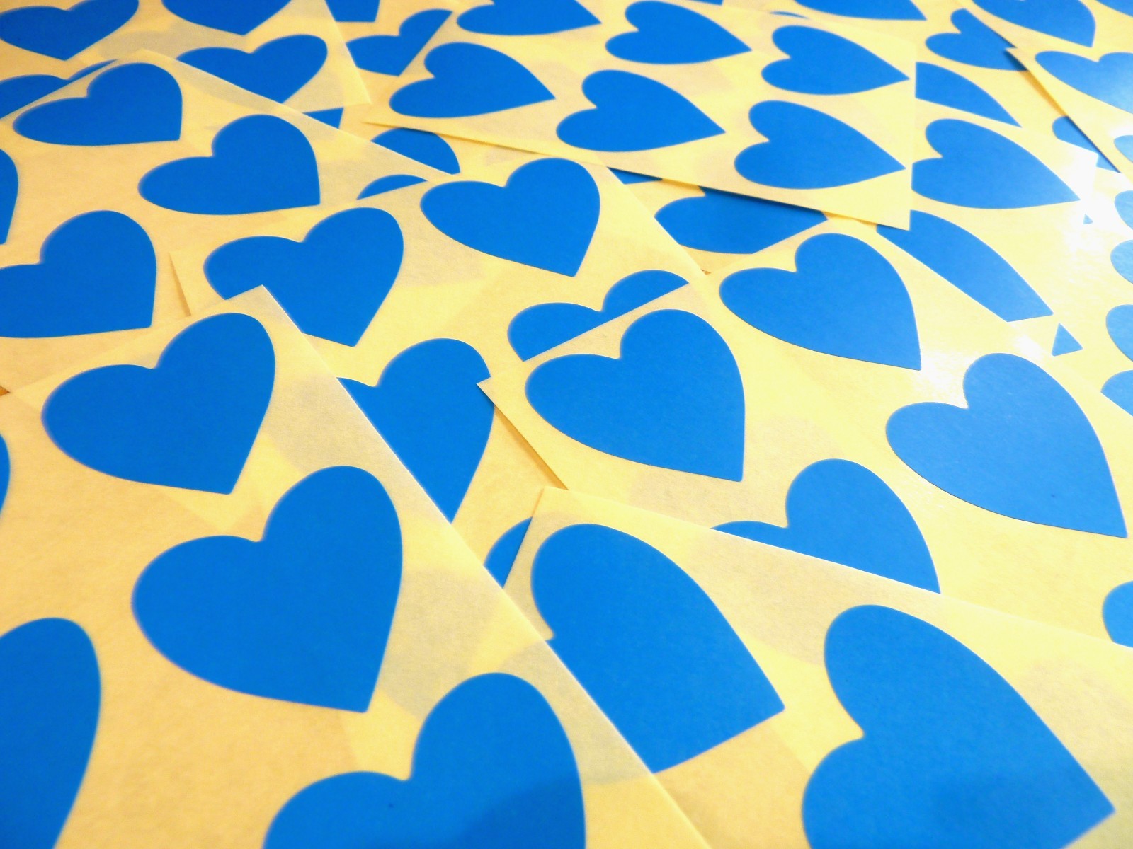 38x38mm Heart Shaped Labels Coloured Sticky Hearts Stickers for Craft Decoration eBay