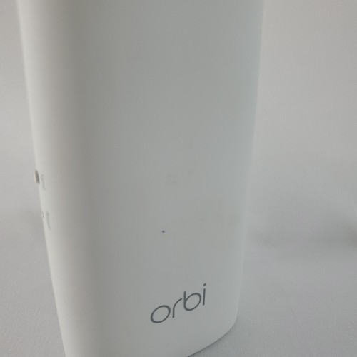 NETGEAR Orbi RBW30 AC2200 Wall-Plug L2 Mesh Wi-Fi Satellite Extender - Tested - Afbeelding 7 van 9