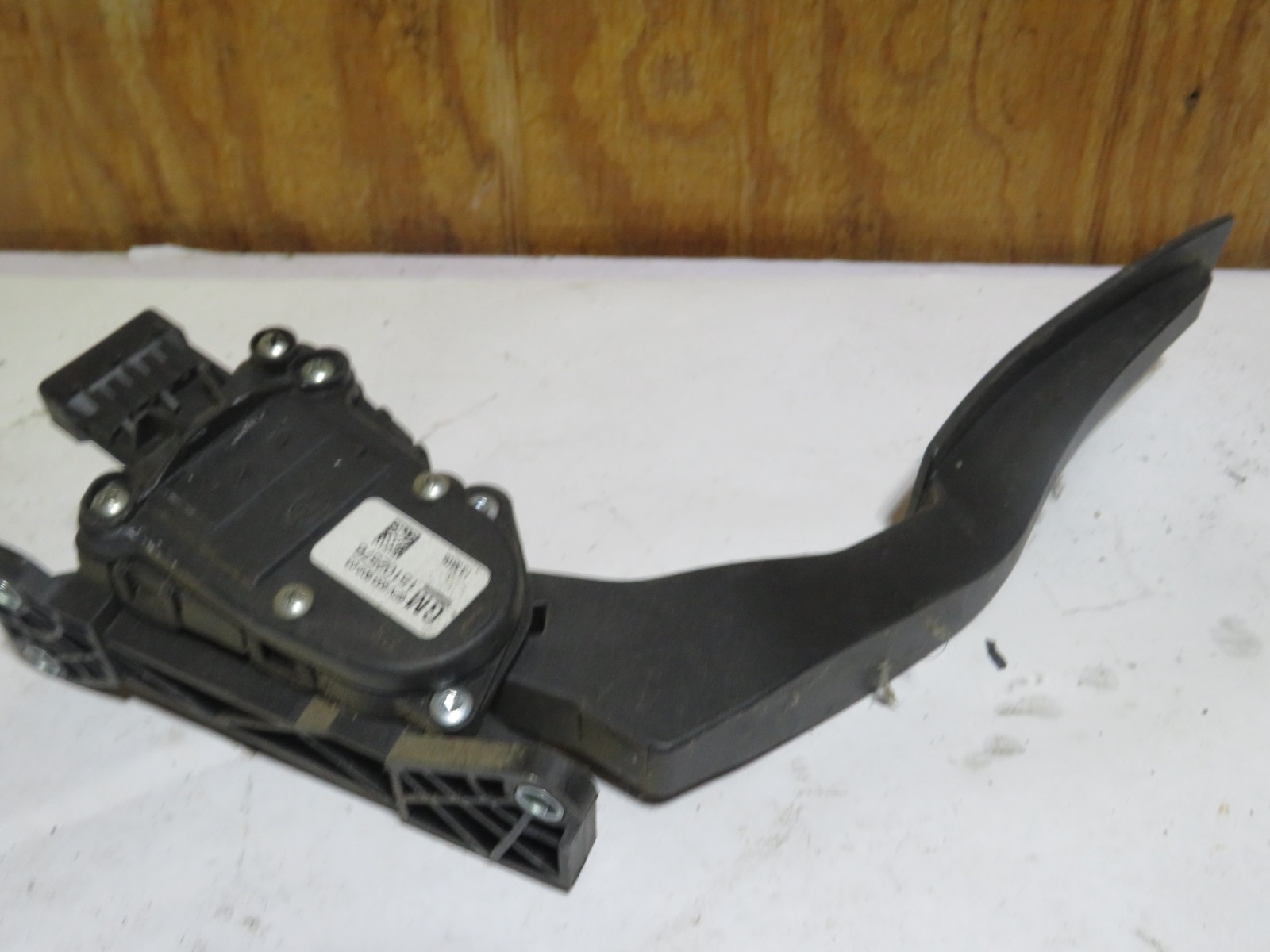 2006 2007 Chevy Duramax 3500 Van  Accelerator Gas Pedal thumbnail 2