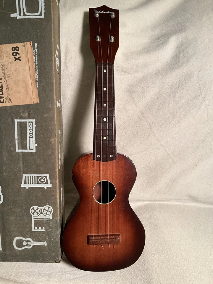 Silvertone Ukulele Late 1950s RARE w/ Box, Instructions, PLAYS Beautifully! - Image 3 of 4
