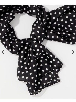 White House Black Market New Scarf Millie Dot Square Scarf 36 x36  New With Tags