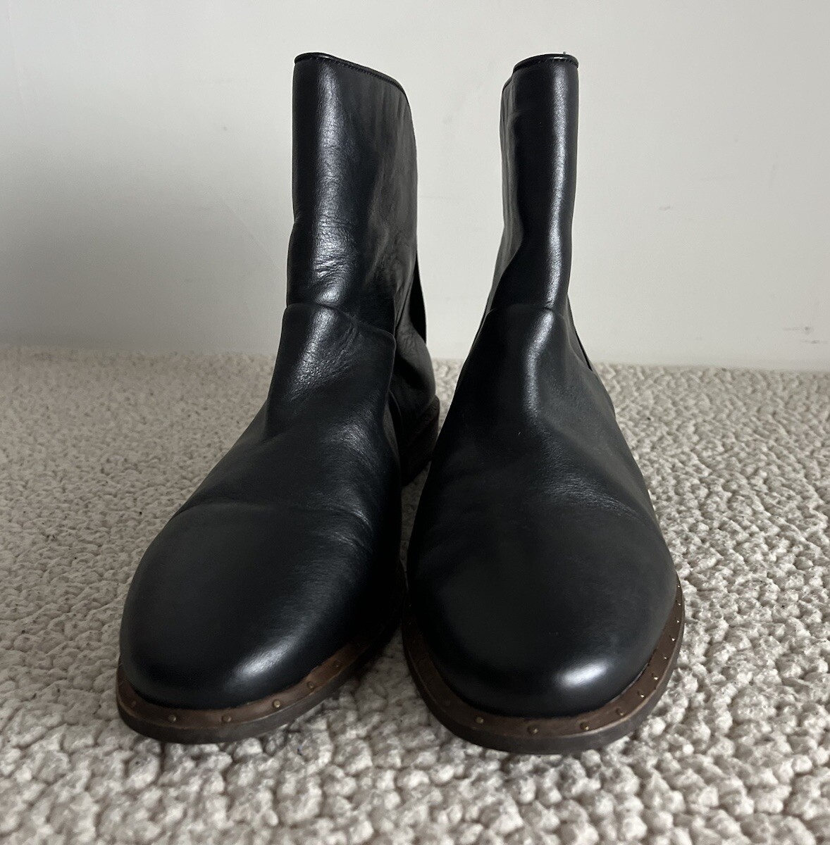 UGG Australia Bruno Black Leather Ankle Boots - U.K 6.5 U.S 8 E.U 39 - RRP £189 image 4