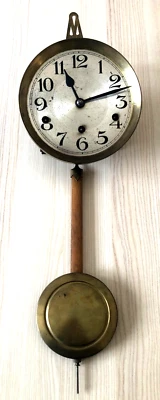 Ancien Vintage Mouvement Pendule Horloge 3 Barillets ClockWork Uhrwerk Pendeluhr - Photo 1/4