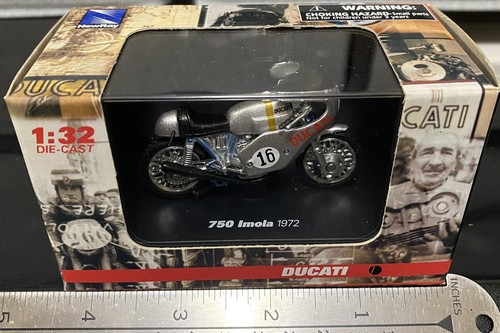 1:32 Ducati: 900 MH Replica, 750F1, 750 Imola, 851 Superbike, 750 Sport, 900 SS - 第 7/12 張圖片