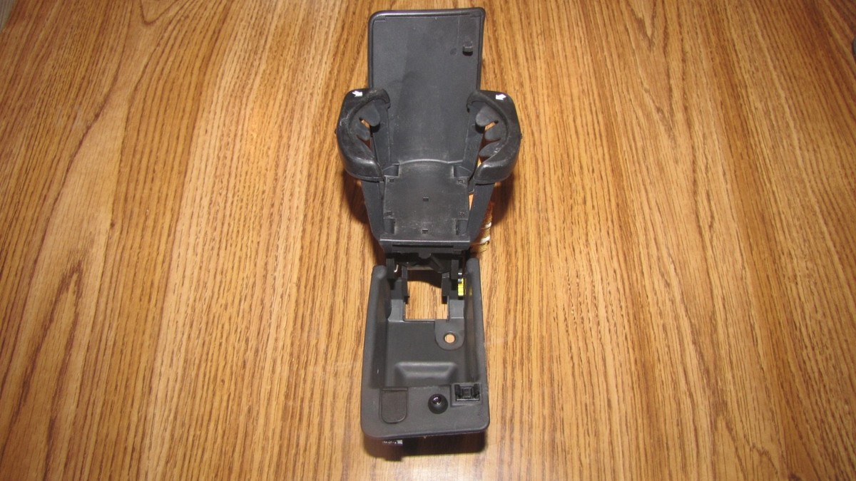VOLVO S80 CUP HOLDER BLACK OEM | eBay