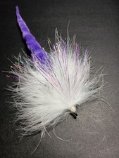 9"  Glow Weedless Dragon Tail Pike Bass Muskie Peacock Bass  Stripers Flies 